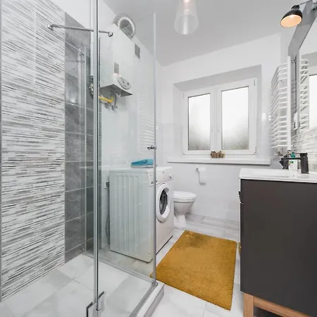 شقة 3 Bedroom In The Heart Of Cracow - By Upstairs