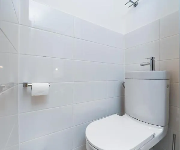 3 Bedroom In The Heart Of Cracow - By Upstairs * Cracovie