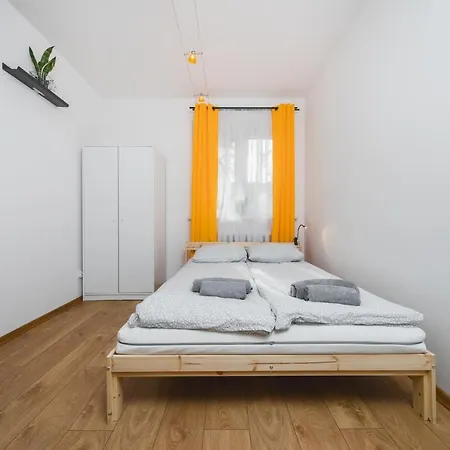 3 Bedroom In The Heart Of Cracow - By Upstairs * Krakov